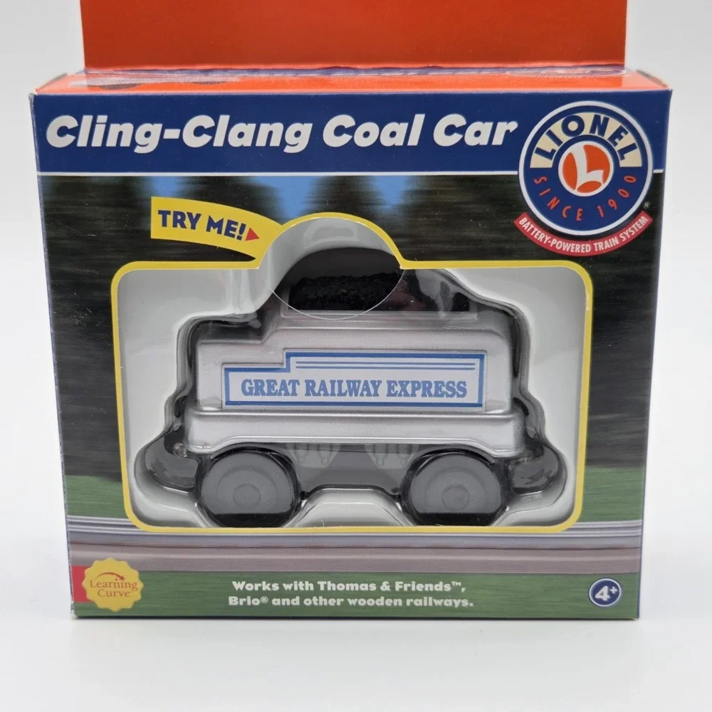 Lionel Wooden Railway Bright Lights Dome Car & Cling-Clang Coal Car ‎   NEW